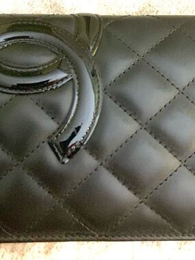 CHANEL Black Quilted Leather Clutch with Glossy CC